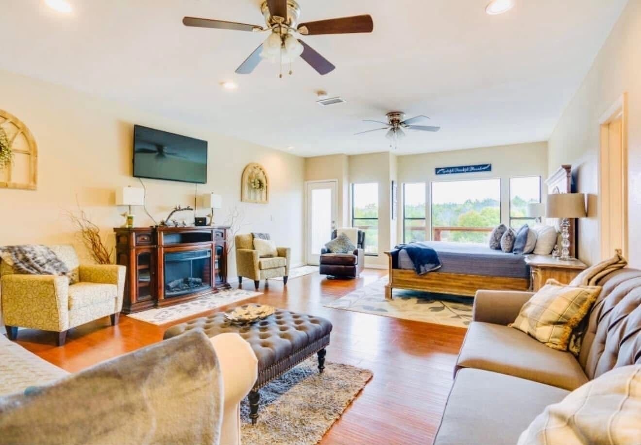 TV connectée, jeux vidéo, livres