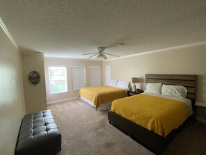 4 habitaciones, tabla de planchar con plancha y wifi gratis