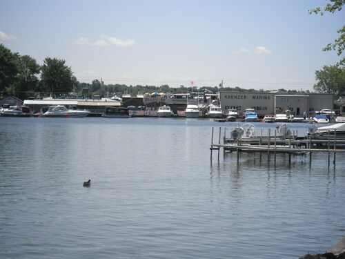 Amazing Lake View Cottage Lenkkeily lapsille kaikenikäisille