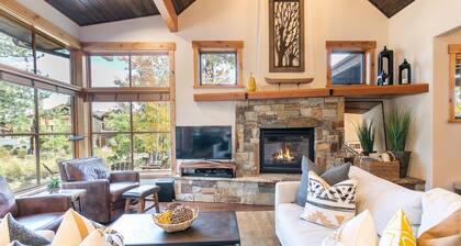 Schaffer's Mill, Golf, Ski and Lake Tahoe, Club Amenities 3Br 3.5Ba Lodge!