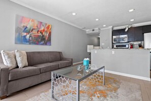 Televisie en een open haard