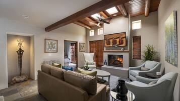 Smart-tv, pejs, bøger