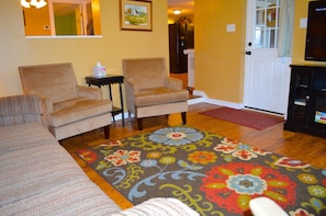 Smart TV, DVD player, video library - Wonderful "Ranch House" near the Ark Encounter and Creation Museum (Petersburg)