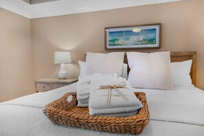 5 chambres, fer et planche à repasser, Wi-Fi gratuit, draps fournis