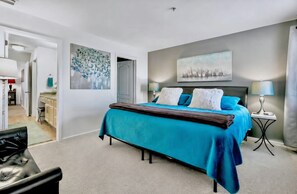2 bedrooms, in-room safe, iron/ironing board, free WiFi