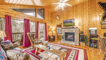 Smart TV, fireplace, DVD player