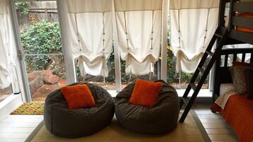 3 chambres, fer et planche à repasser, Wi-Fi gratuit, draps fournis