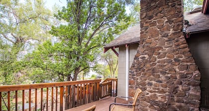 Historic Dowtown Home ** ¡AHORA CON AIRE ACONDICIONADO!** Walk To Restaurants, NAU