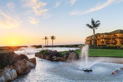 Seascape Resort 2B Luxury Oceanview Villa, Steps From The Beach, 5 min to golf