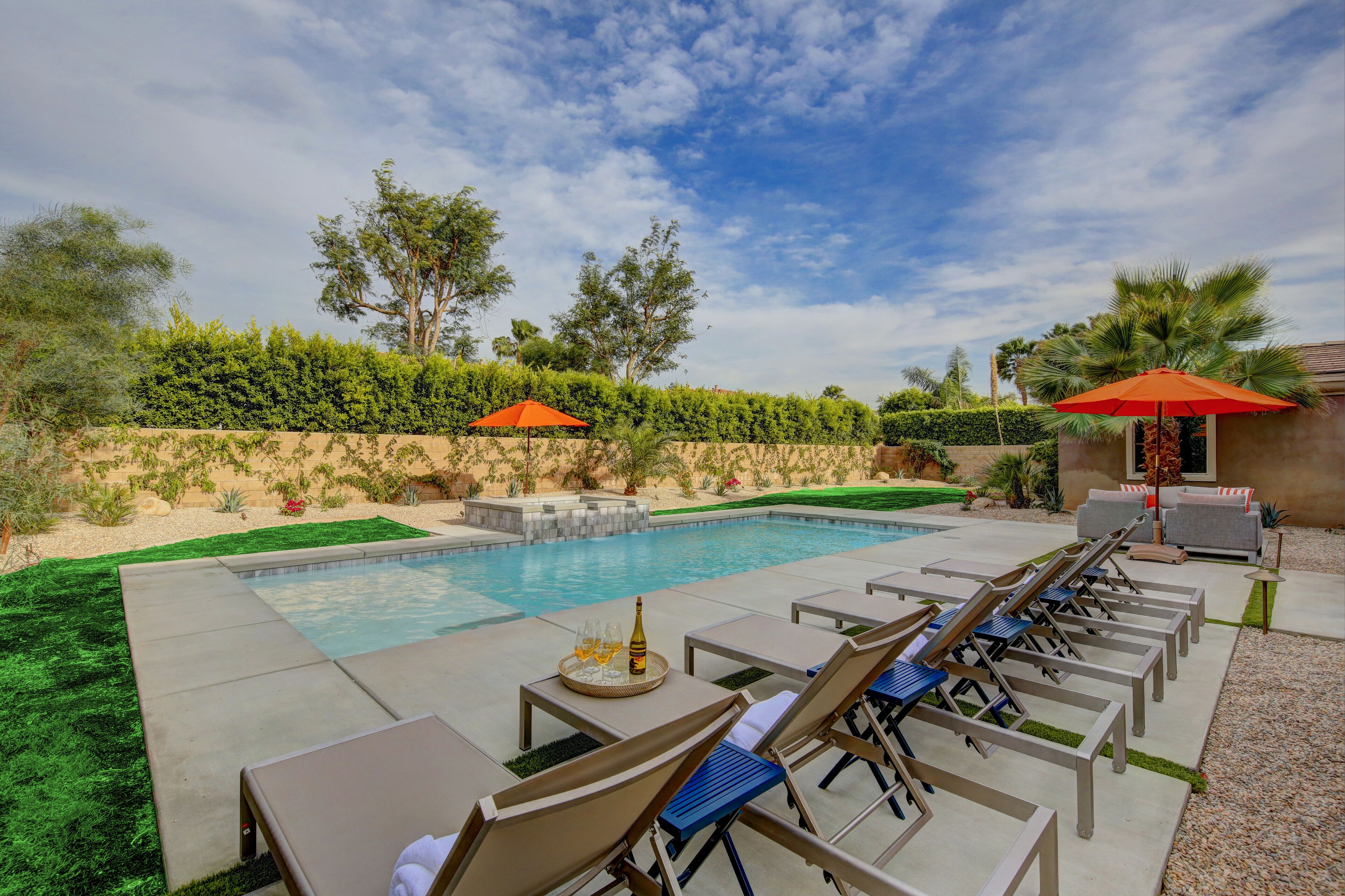 Villa Lucca - Your Warm Winter Escape with Brand New Pool and Amenities *Long Term Rental*