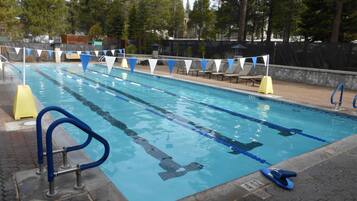 Piscine extérieure, piscine chauffée