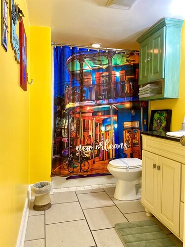 Location,LOCATION! 5 star reviews for 11 yrs close to the FQ The Gabrielle Grace