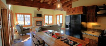 149 $ Nuit - MOINS D'UNE CHAMBRE D'HÔTEL novembre-avril BIG HOLE RIVER!