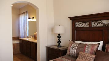 3 habitaciones, tabla de planchar con plancha y wifi gratis