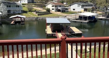 Right on the Water w/ Own Dock, Pet Friendly Flat Lot, Wheel Chair accessible!