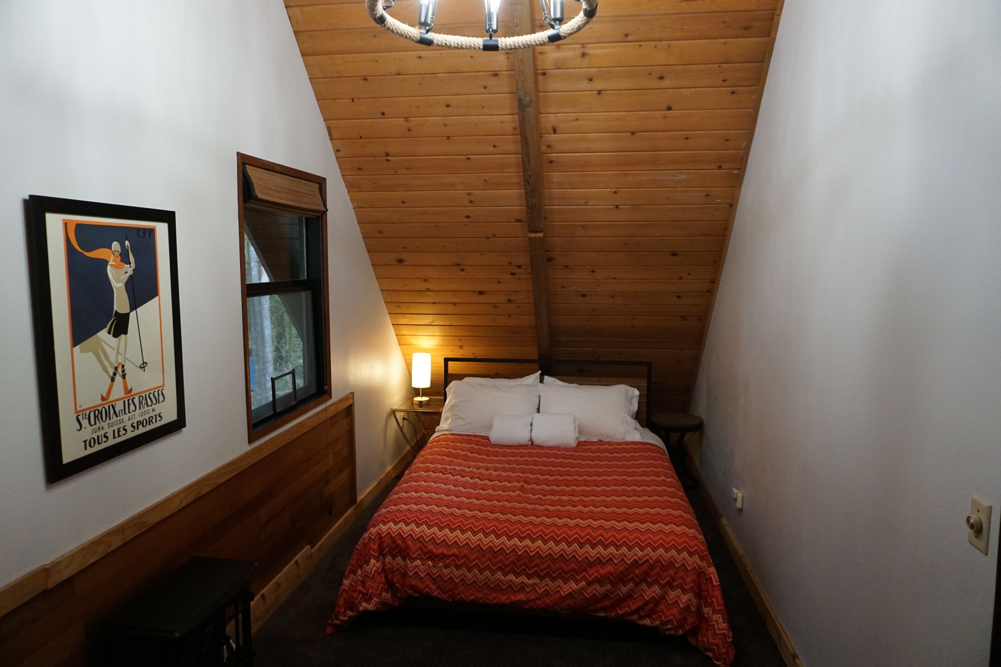 3 quartos, ferros/tábuas de passar roupa, Wi-Fi, roupa de cama
