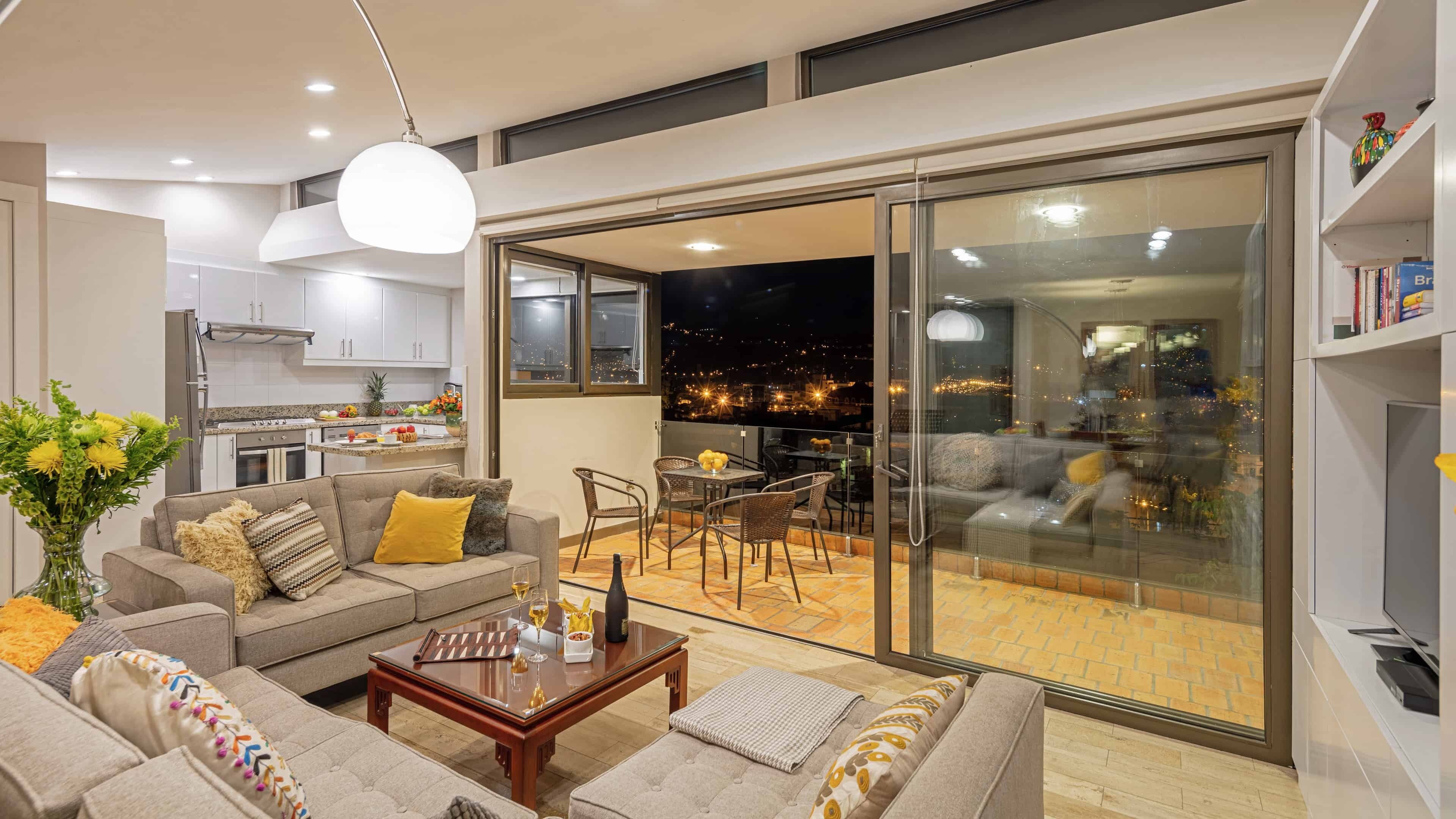 Smart-TV, DVD-spiller, PC-skjermer og printere