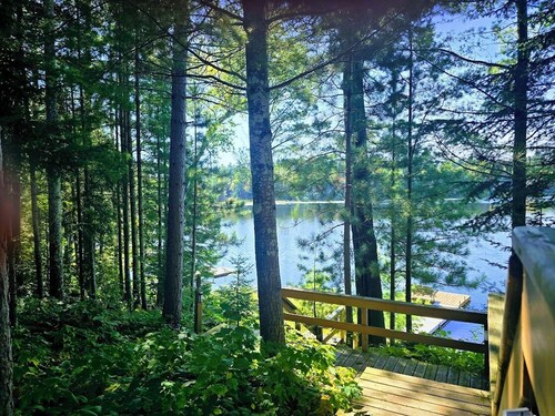 Lake Front Cabin - Varaa Premier-luokiteltu mökki tänään