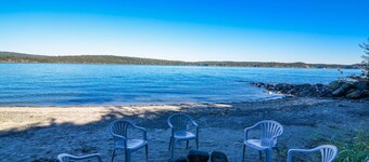 Luxury Villa With Hot Tub & Private Sandy Beach.