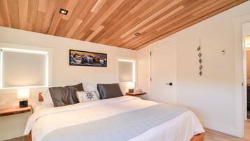 1 bedroom, internet, bed sheets