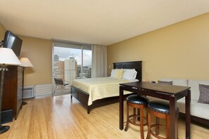 熨斗/熨衣板、WiFi、床单