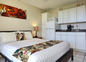 1 bedroom, desk, iron/ironing board, free WiFi