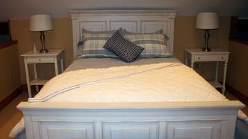 1 Schlafzimmer, Schreibtisch, BĂŒgeleisen/BĂŒgelbrett, kostenloses WLAN