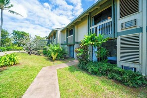 Exterior - Extraordinary Listing on the Block! 2 Story Condo Renovated! (Kahuku)