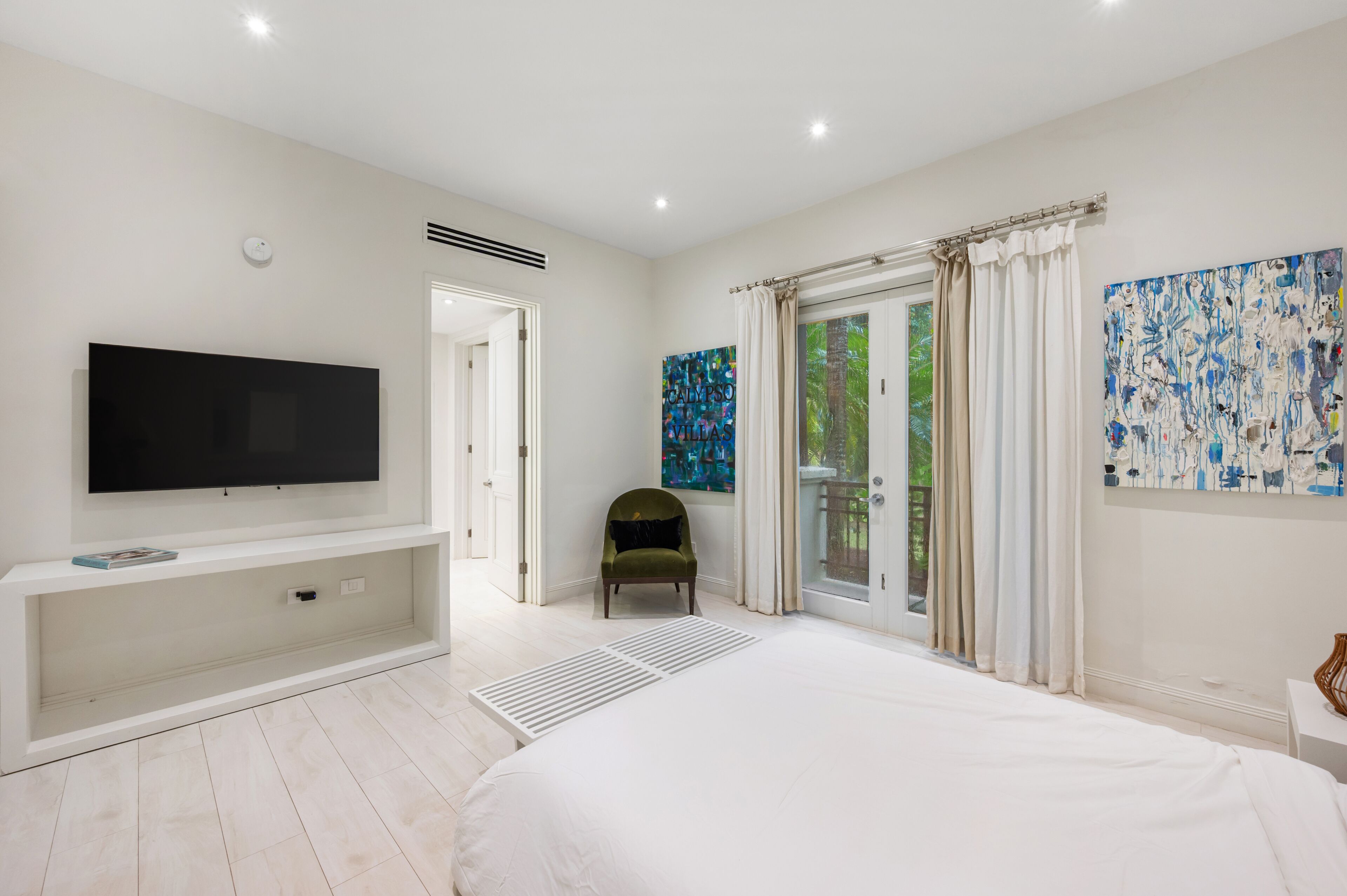 3 chambres, fer et planche à repasser, lit parapluie, Wi-Fi gratuit