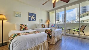 1 bedroom, desk, iron/ironing board, free WiFi - Affordable & Flexible 2TWIN or 1KING-Beach,Pool,Lanai & Zoo-WAIKIKI GRAND HOTEL® (Honolulu)