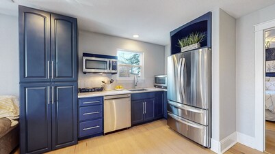 Private luxury 1 bedroom just blocks from CSU campus