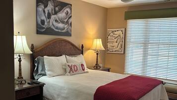 2 bedrooms, desk, iron/ironing board, free WiFi