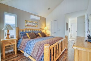 4 bedrooms, iron/ironing board, travel cot, WiFi