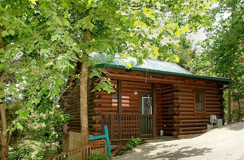 Last minute deal!!!  4-26 - 4-30 only 89.00per night!!!