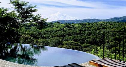 VUES DE L'OCEAN AMAZING! "Maison dans le ciel" Monte Paraiso, Taxes incluses avec tarif