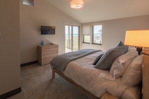 6 quartos, ferros/tábuas de passar roupa, berço de viagem, Wi-Fi