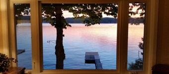 Beautiful sunsets on the lake, spectacular views from prime north-east location