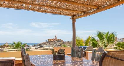 Schritte zum Strand von Cerritos; Panoramablick von Ihrem privaten Dachbalkon!
