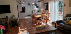 Smart TV, fireplace, DVD player, table football