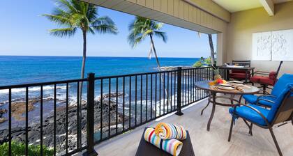 Ocean Front Top Floor Condo/Free WiFi & Parking/Pool/Jacuzzi/Grill/Beach Equipmt