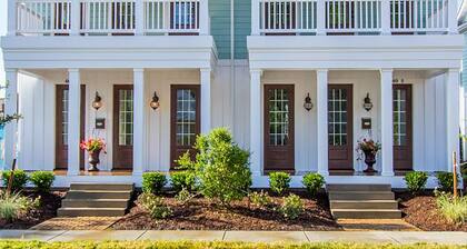 Spacious 4 BR Townhouse Walking Distance to the Beach and Boardwalk (412A)