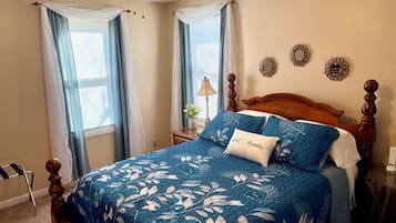 2 bedrooms, desk, iron/ironing board, free WiFi