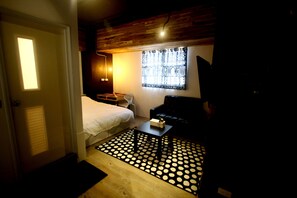 City Double Room Single Use, 1 Double Bed | Blackout drapes, free WiFi