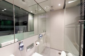 Premium Cabin | Bathroom | Shower, free toiletries, hair dryer, towels - YotelAIR  London Gatwick  (Gatwick)