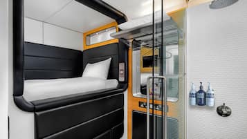 Standard Cabin | Meja, seterika/papan seterika, Wi-fi percuma