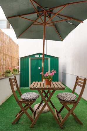 Triple Room, Terrace (Fiordaliso) | Terrace/patio - Floreo Roma II (Rome)