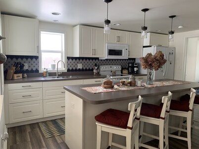 Country Cottage Farm Stay at Stoneycreek Acres