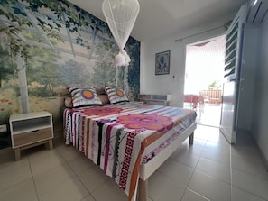 2 chambres, fer et planche à repasser, Wi-Fi, draps fournis