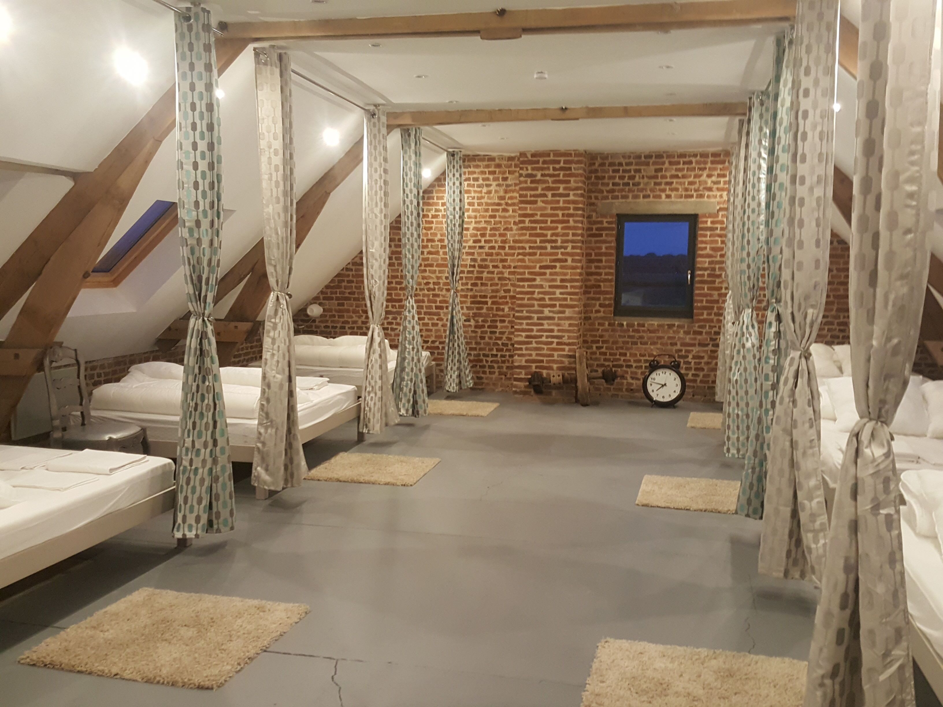 1 dormitori, wifi i roba de llit 