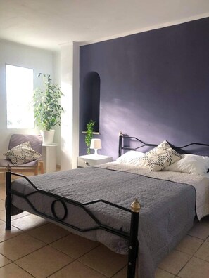 2 slaapkamers, een kluis op de kamer, een strijkplank/strijkijzer